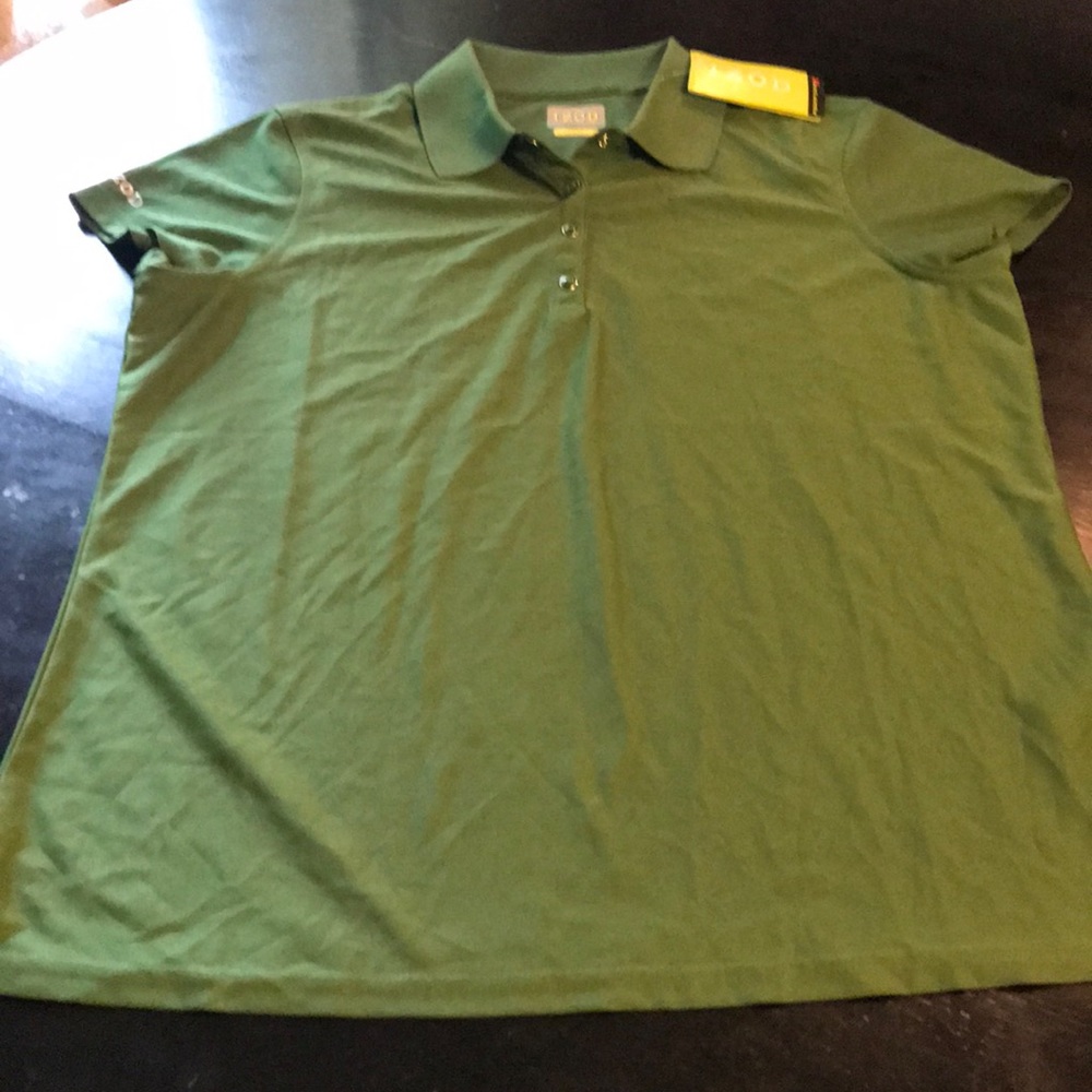 NWT Women’s Large Green Perform X Izod Top 🌟